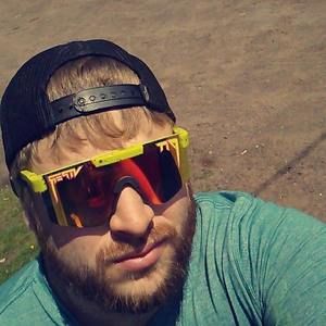 Meet your Posher, Dillon